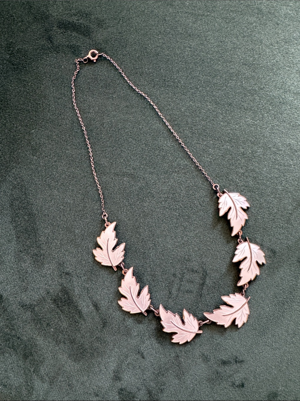Women's Vintage Gold Tone Leaf Link Necklace - unbranded